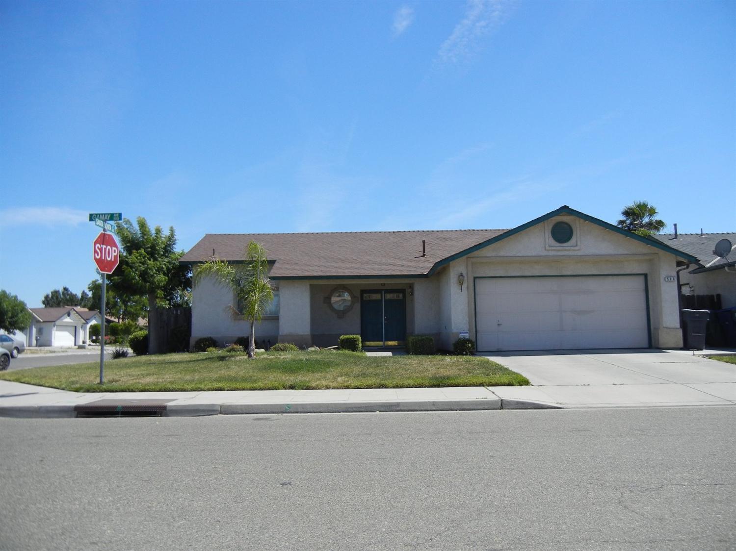 506 Gamay Ave, Madera, CA 93637 photo 1