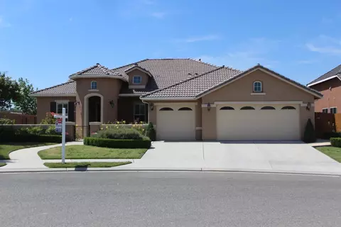 3184 Prescott Ave, Clovis, CA 93619 photo 1