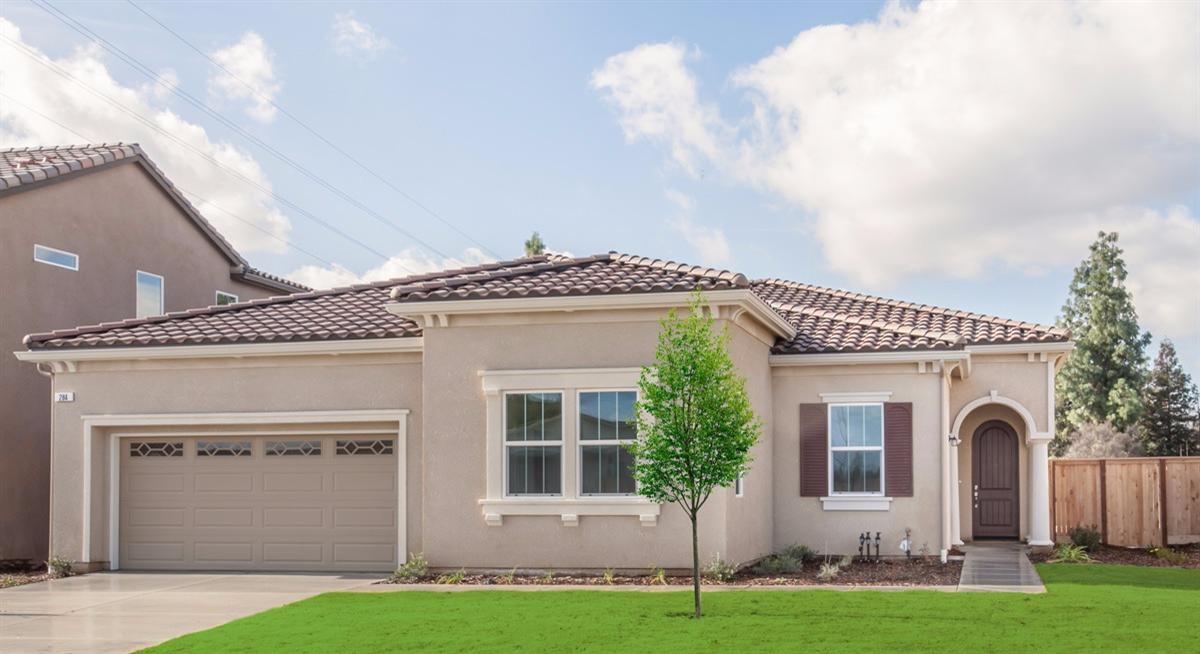 284 Hanson Ave, Clovis, CA 93611 photo 1