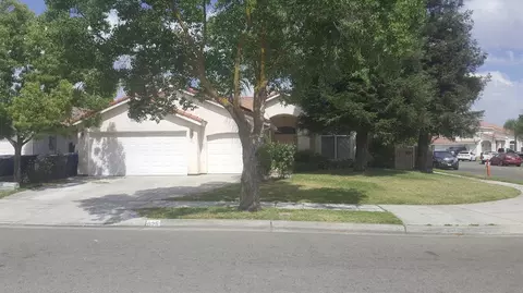 625 Petite Ave, Madera, CA 93637 photo 1