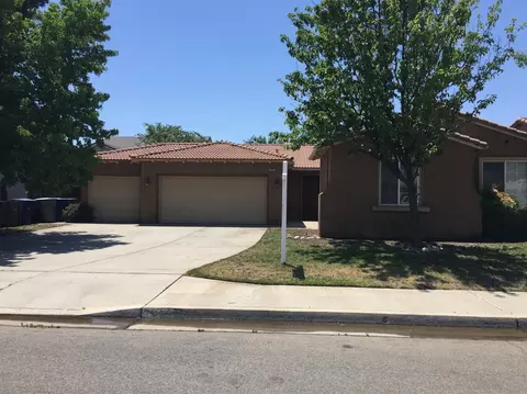 2926 Robinwood Ave, Clovis, CA 93611 photo 1