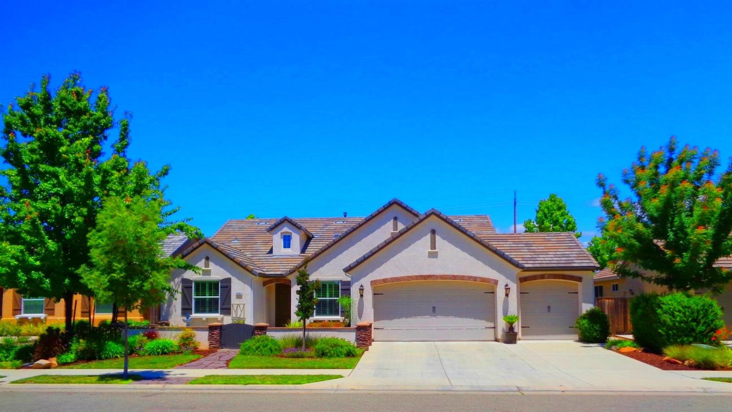 3751 Serena Ave, Clovis, CA 93619 photo 1