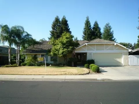 2544 Finchwood Ave, Clovis, CA 93611 photo 1