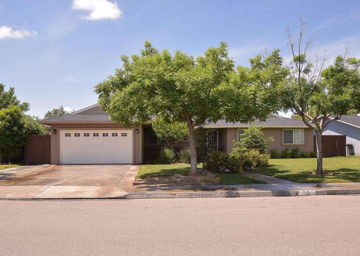 85 O St, Sanger, CA 93657 photo 1