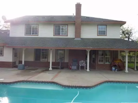 4932 E Richmond Ave, Clovis, CA 93619 photo 1