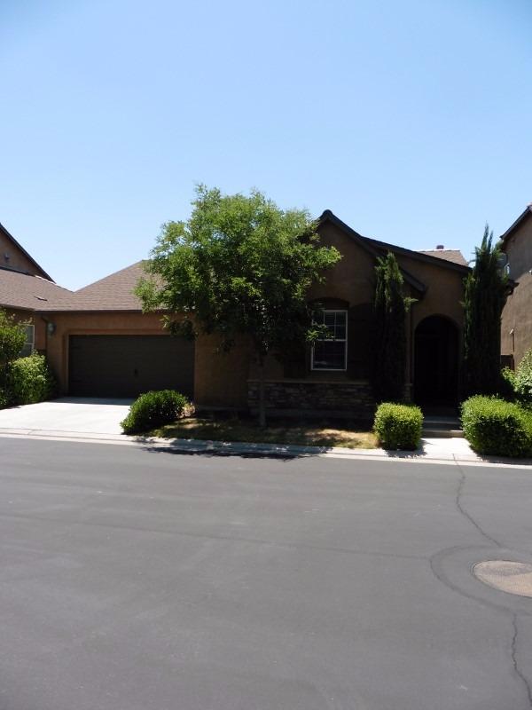 3646 Vermont Ln, Clovis, CA 93619 photo 1