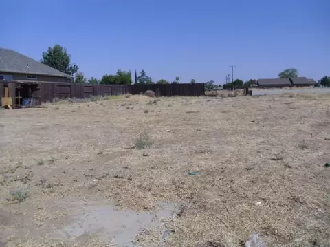 1252 Oso Dr, Madera, CA 93638 photo 1