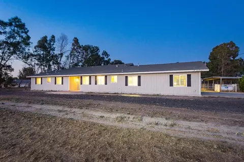 16241 Mark Rd, Madera, CA 93636 photo 1