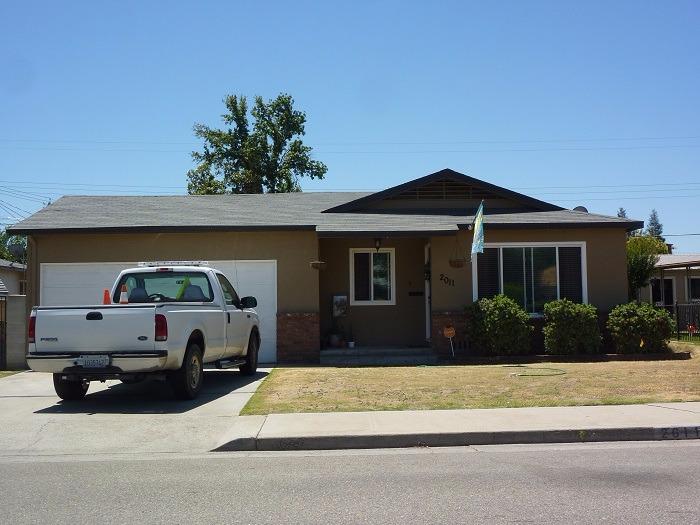 2011 Dennis Dr, Selma, CA 93662 photo 1