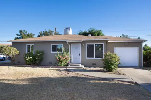 5667 E Hampton Way, Fresno, CA 93727 photo 1