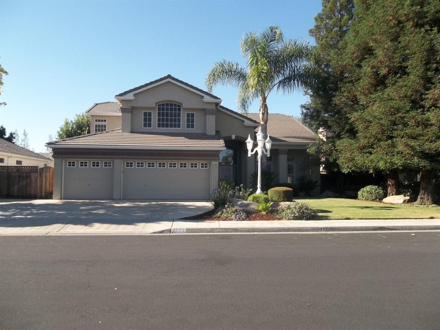 2523 Twain Ave, Clovis, CA 93611 photo 1