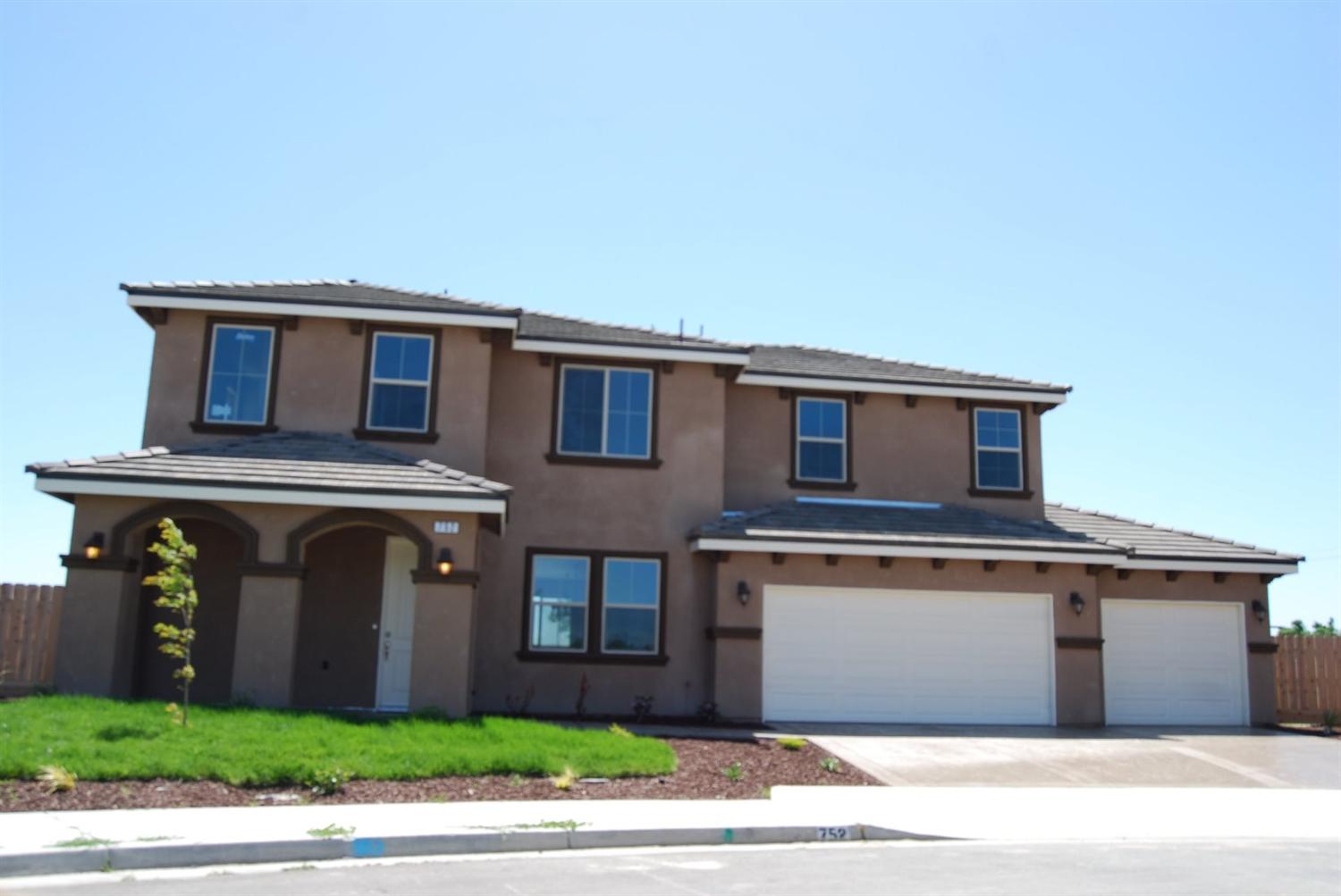 1422 Shelley Cv, Madera, CA 93637 photo 1