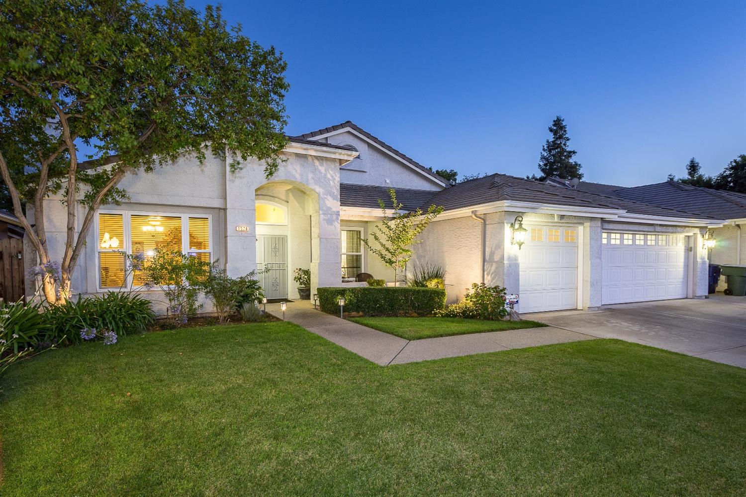 1678 Goshen Ave, Clovis, CA 93611 photo 1