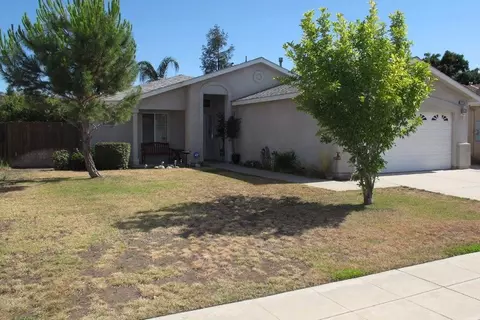 2670 Alamos Ave, Clovis, CA 93611 photo 1