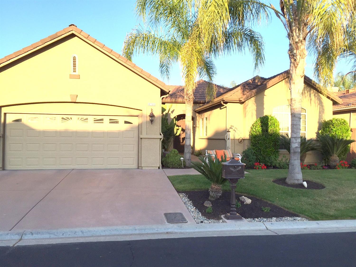 4700 N Windward Way, Clovis, CA 93619 photo 1