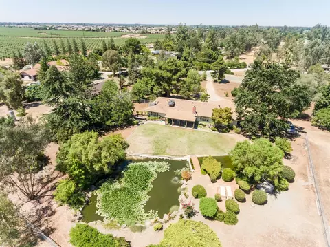 5088 N Indianola Ave, Clovis, CA 93619 photo 1