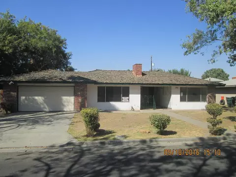 2709 Westgate Dr, Madera, CA 93637 photo 1
