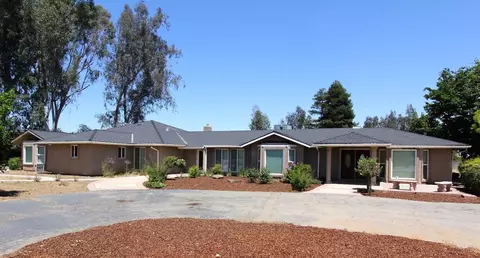 10280 N Fowler Ave, Clovis, CA 93619 photo 1