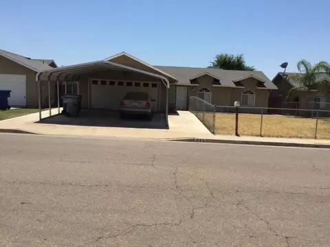 841 Florence Ave, Sanger, CA 93657 photo 1