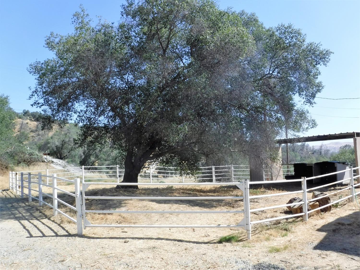 23469 Boulder Ln, Clovis, CA 93619 photo 1