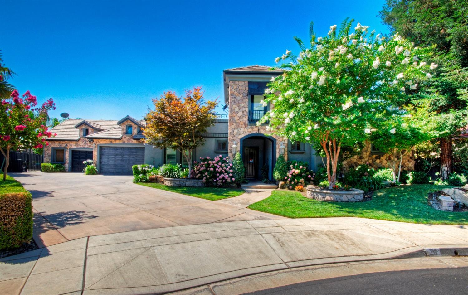 26 W Jordan Ave, Clovis, CA 93611 photo 1