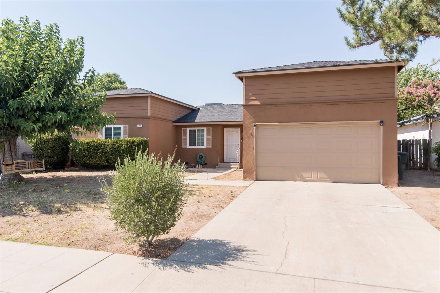 955 W Euclid Ave, Clovis, CA 93612 photo 1