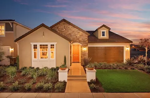 3840 Joaquin Ave, Clovis, CA 93619 photo 1