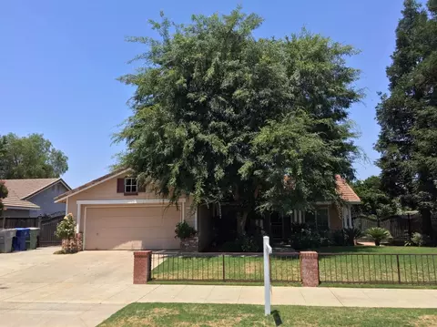 2737 San Jose Ave, Clovis, CA 93611 photo 1