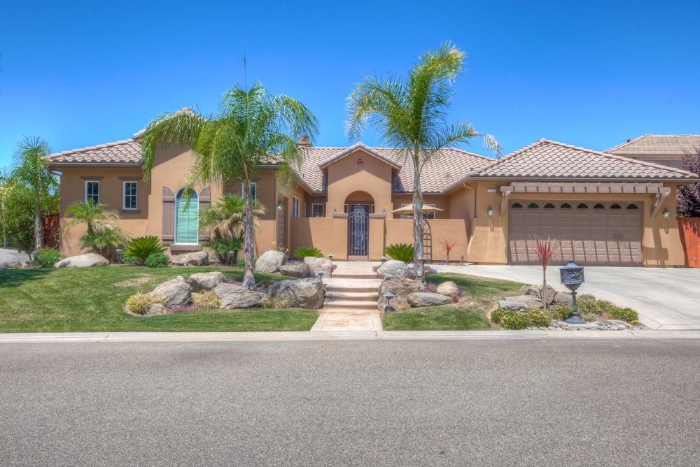 4523 N Outlook Ct, Clovis, CA 93619 photo 1