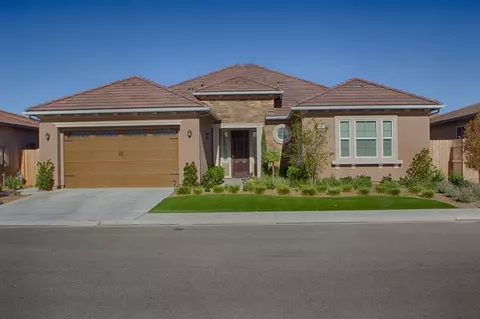 698 Blackwood Ave, Clovis, CA 93619 photo 1
