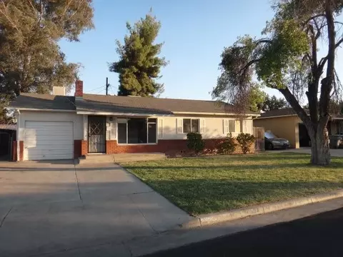 534 Dennis Dr, Clovis, CA 93612 photo 1