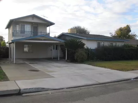 1615 Cherry Ave, Sanger, CA 93657 photo 1