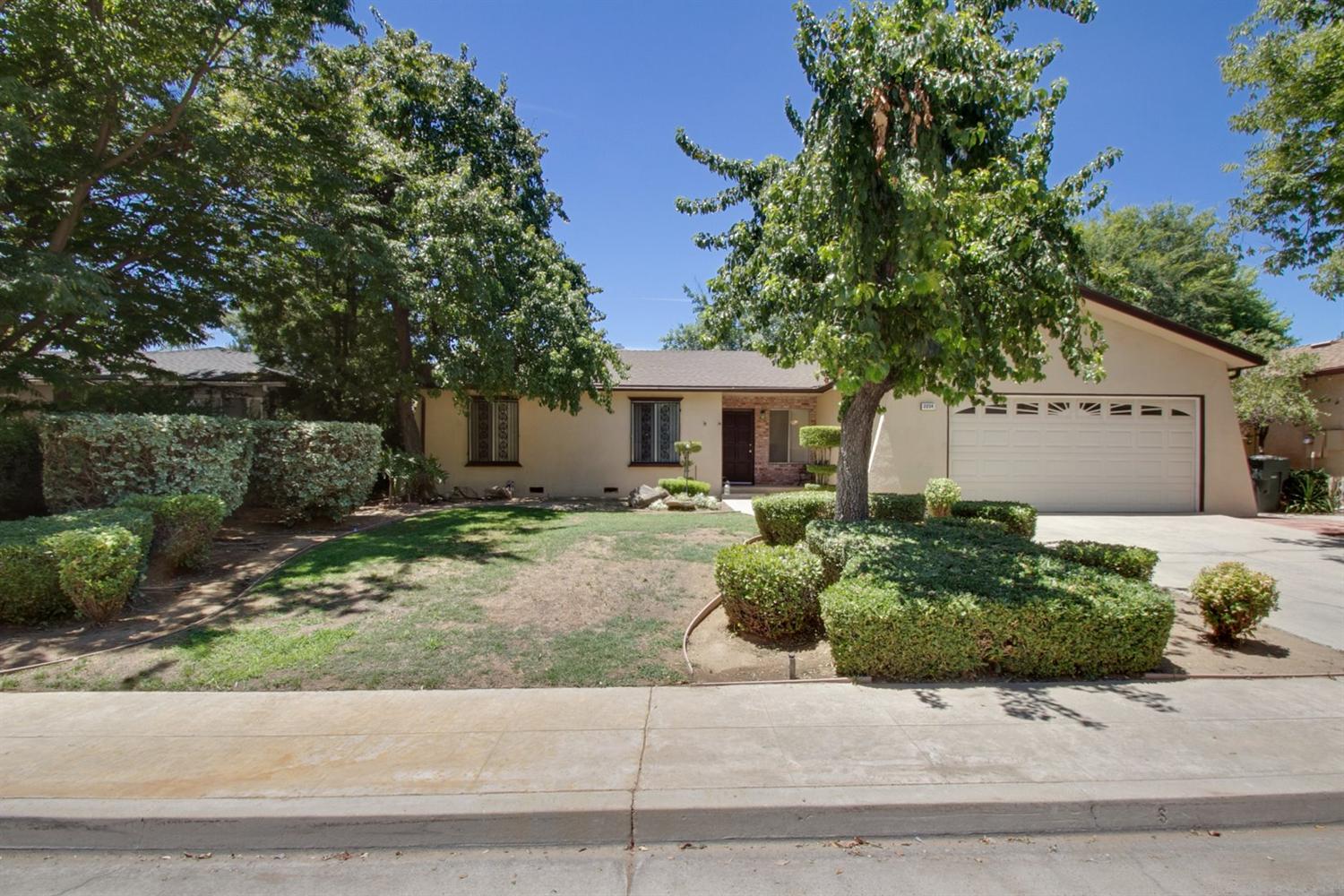 2254 Fordham Ave, Clovis, CA 93611 photo 1
