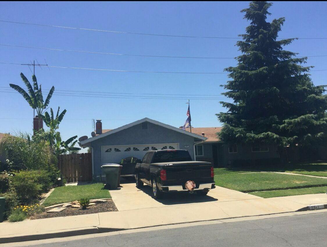 2241 Walton Ave, Sanger, CA 93657 photo 1
