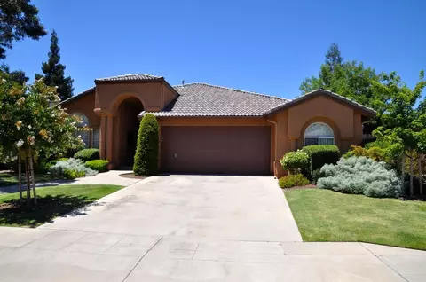 746 Burgan Ave, Clovis, CA 93611 photo 1