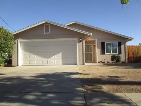 1000 E Kennedy St, Madera, CA 93638 photo 1