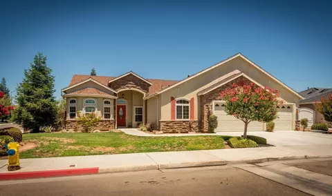 77 W Menlo Ave, Clovis, CA 93612 photo 1