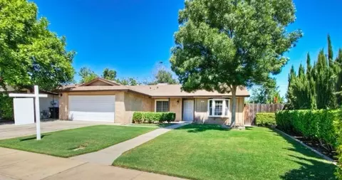 2470 4th St, Sanger, CA 93657 photo 1