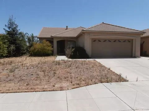 3346 Twain Ave, Clovis, CA 93619 photo 1