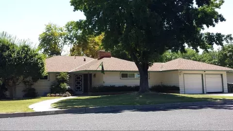 144 N Park Dr, Madera, CA 93637 photo 1