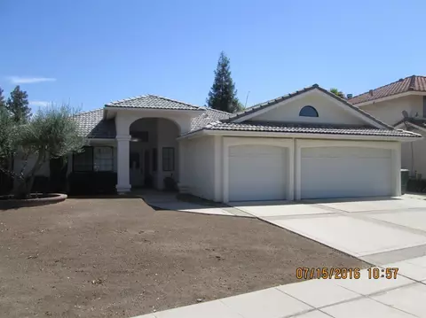 3173 Tragon St, Madera, CA 93637 photo 1