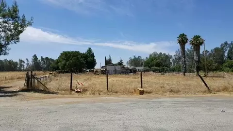 6553 E Copper Ave, Clovis, CA 93619 photo 1