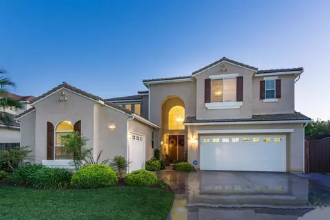 2480 Serena Ave, Clovis, CA 93619 photo 1