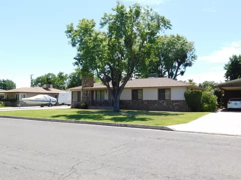 410 Willis Ave, Madera, CA 93637 photo 1