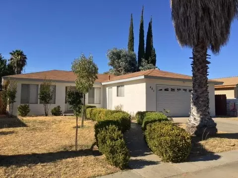 421 James Way, Madera, CA 93638 photo 1