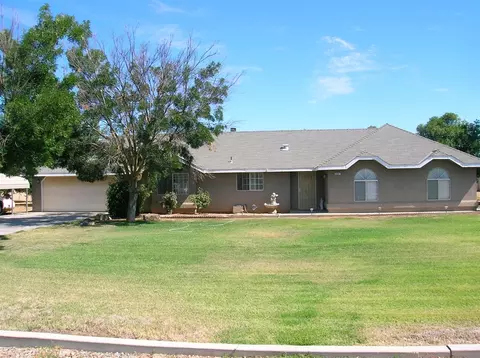 24947 Tropical Dr, Madera, CA 93638 photo 1