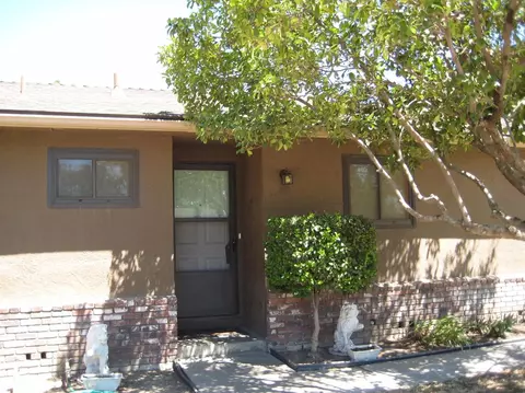 1001 Riverview Dr, Madera, CA 93637 photo 1