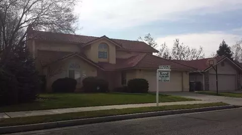 2374 Beechwood Way, Madera, CA 93637 photo 1