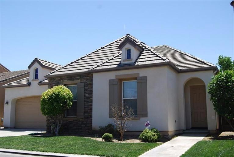 76 W Prescott, Clovis, CA 93619 photo 1