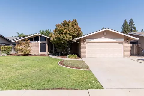 387 Burgan Ave, Clovis, CA 93611 photo 1
